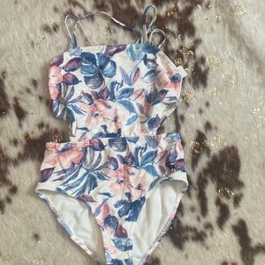 EUC GIRL BATHING SUIT